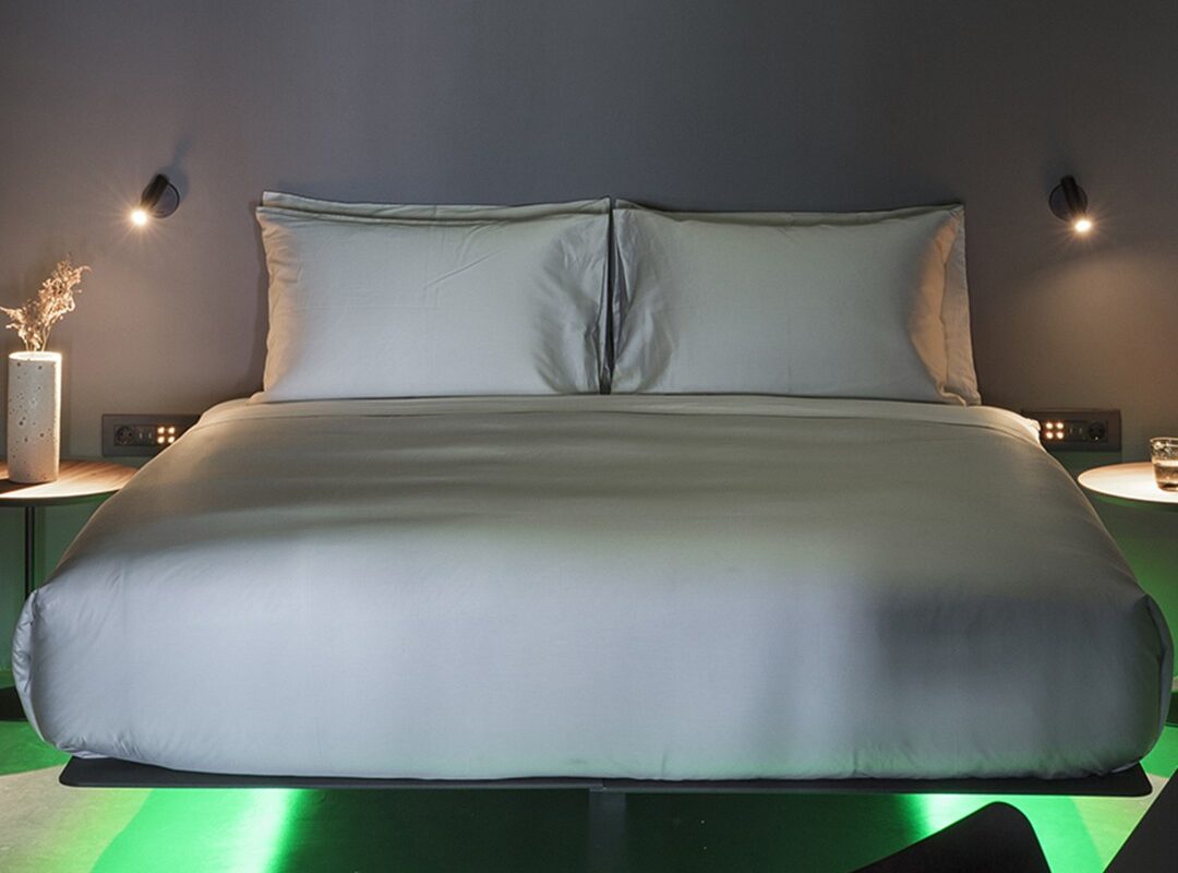 cave-3bedroom-santorini-16