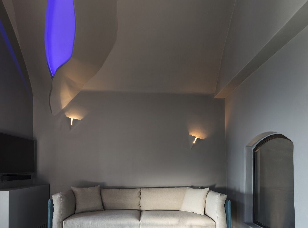 cave-3bedroom-santorini-22