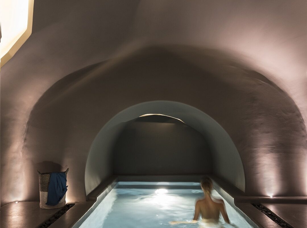 cave-3bedroom-santorini-8