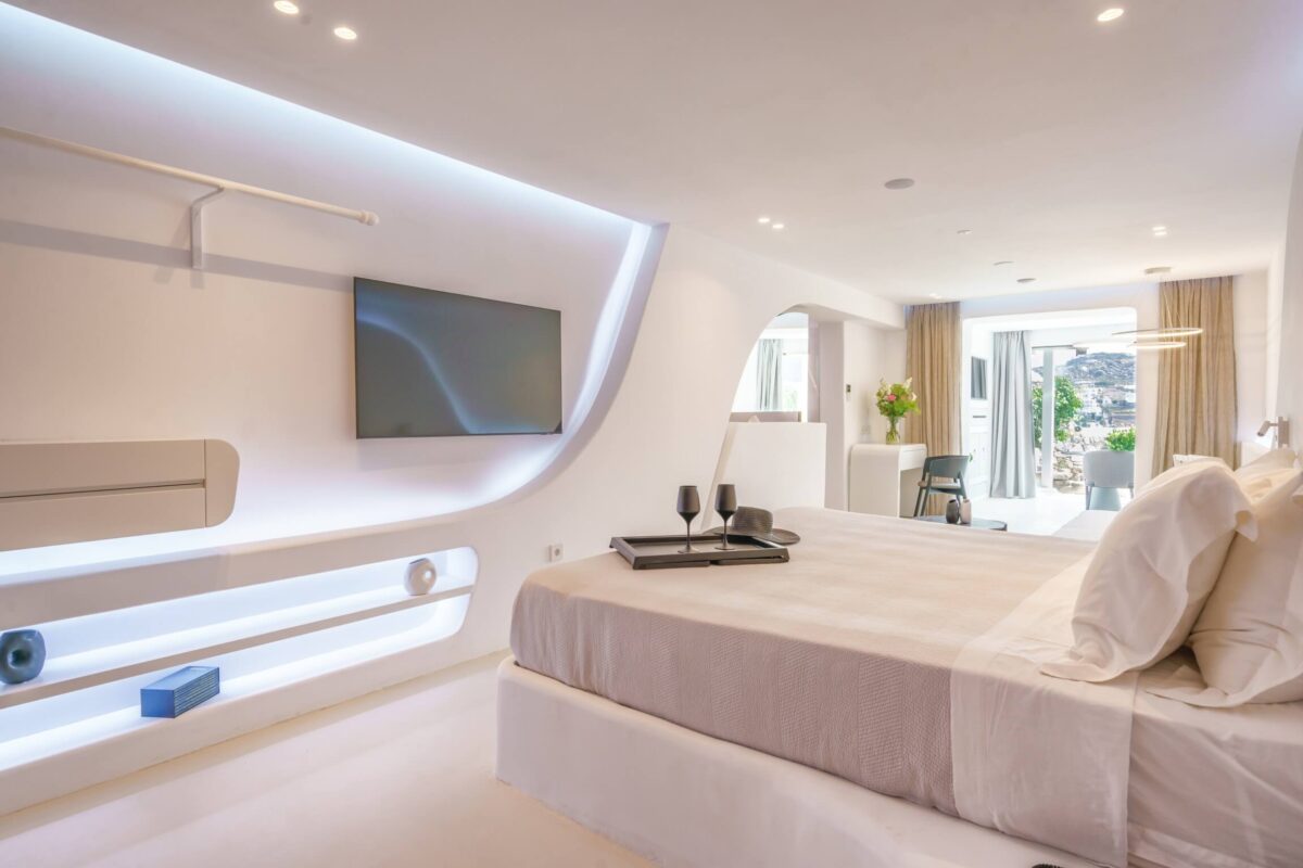 luxury-suite-with-pool-5-new