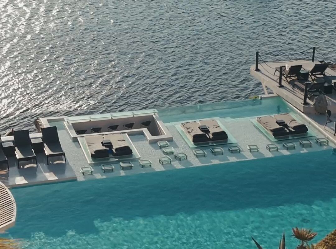 mykonos-home-thumb-mobile